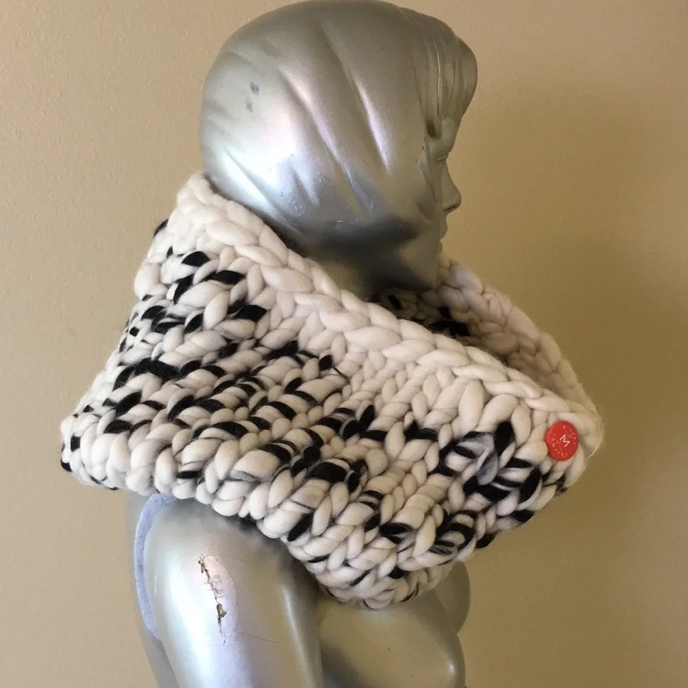 MISCHA LAMPERT WOMEN'S LARGE SNOOD SCARF